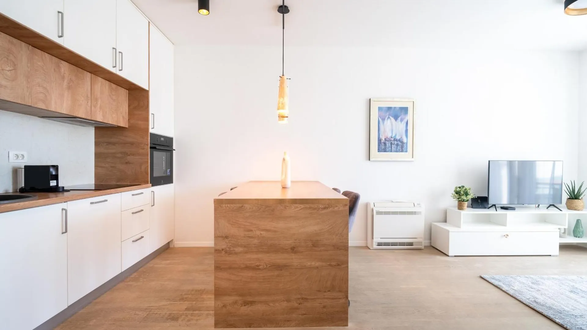 זאדאר Prism Living Apartment