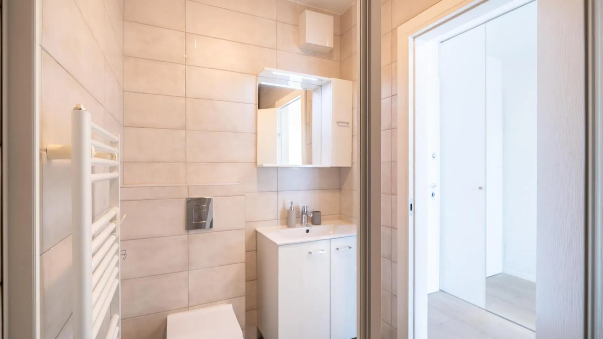 זאדאר Prism Living Apartment